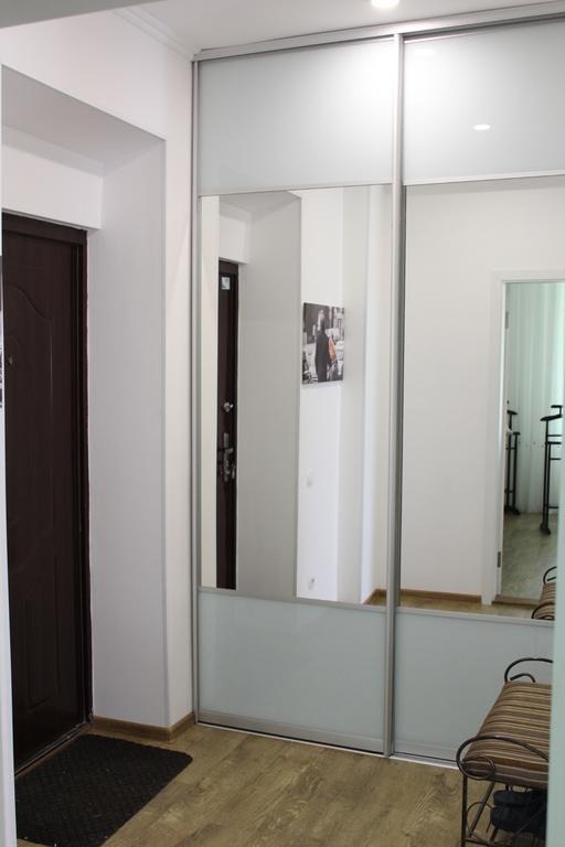 Apartment For Guests With Soul Vinnitsa Eksteriør bilde